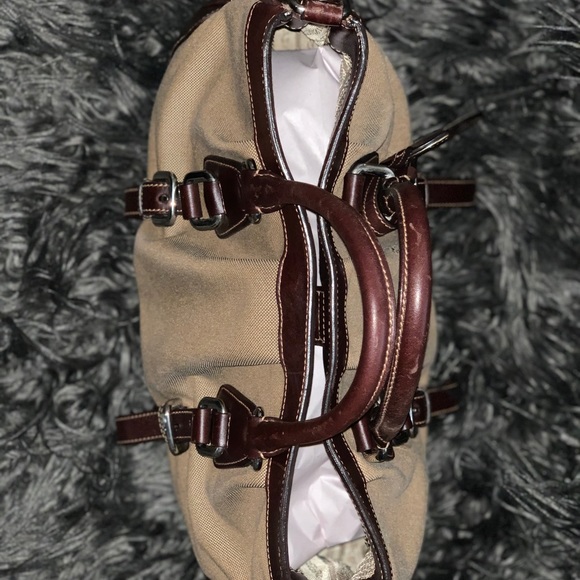 Prada - Picture 12 of 13